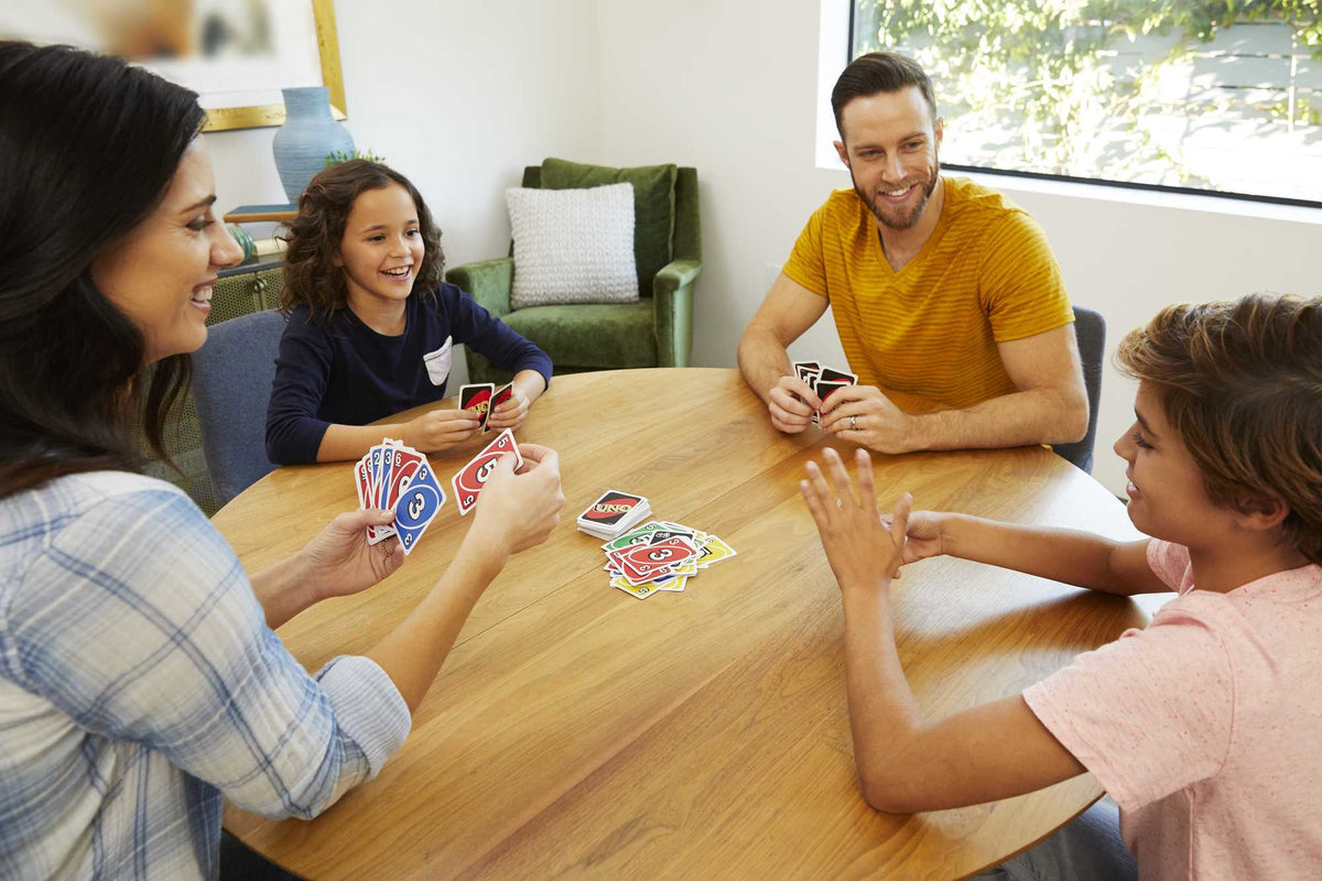 Mattel Games - Uno - Jeu de Cartes Famille - 7 ans et + W2087