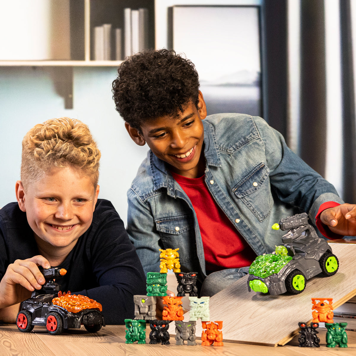 SCHLEICH - 42668 ELDRADOR CREATURES Crashmobile de Lave avec Mini Creature - Coffret voiture avec figurine fantastique