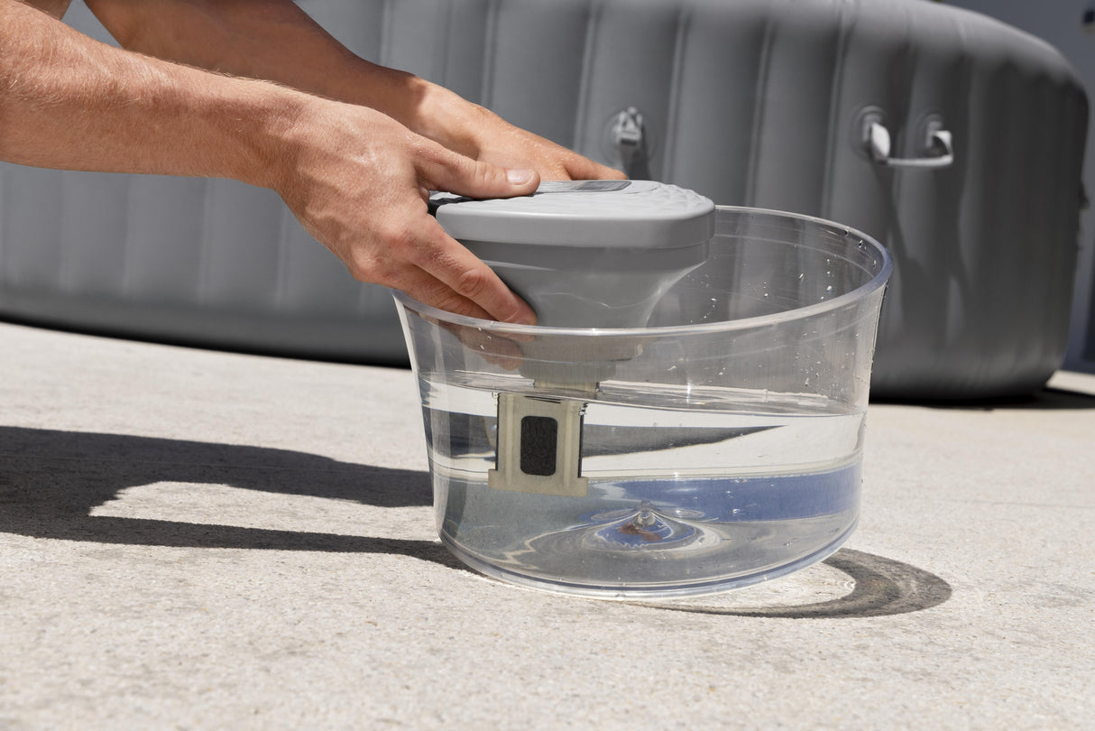 Lay-Z-Spa Electrolyseur d'eau salée 0,5g/h pour spa et piscines jusqu'a 1 400 L