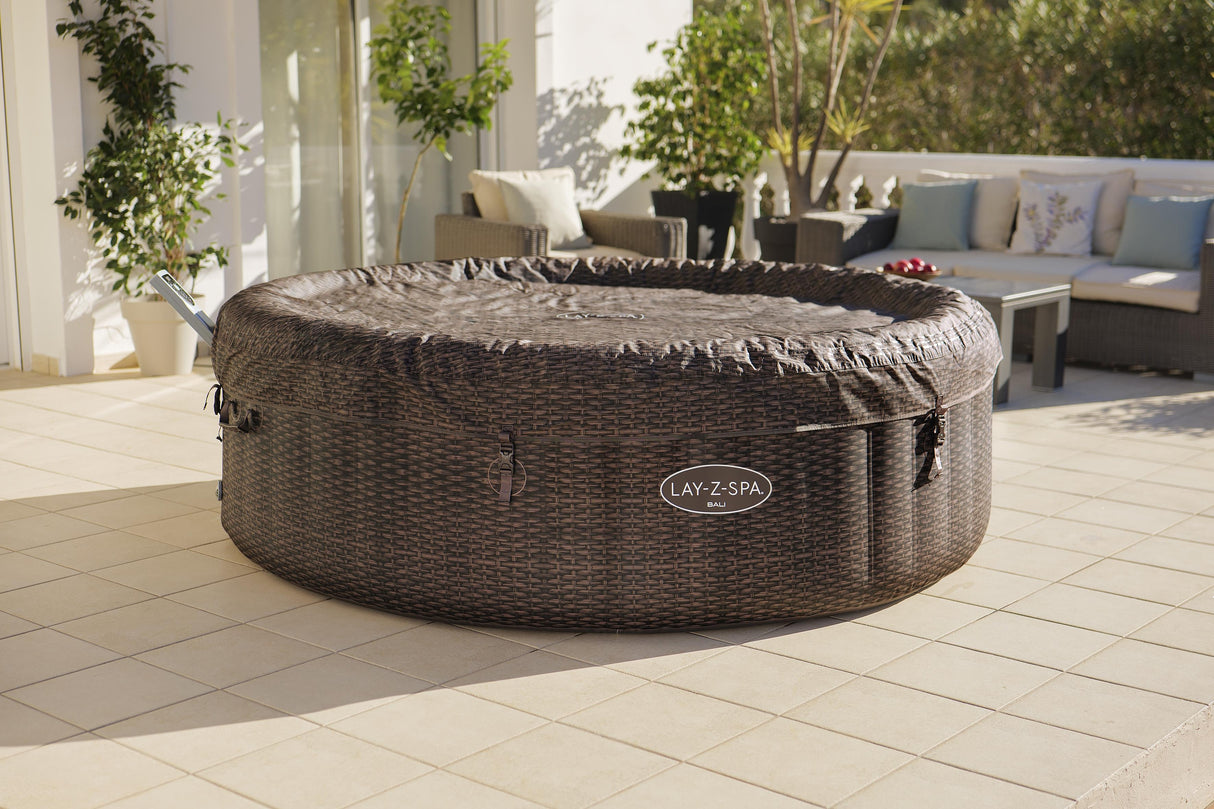 Spa gonflable BESTWAY - Lay-Z-Spa San Fransisco - Hydrojets - 230 x 230 x 71 cm - 5 a 7 places - Carré (couverture, 5 appuie-tete)