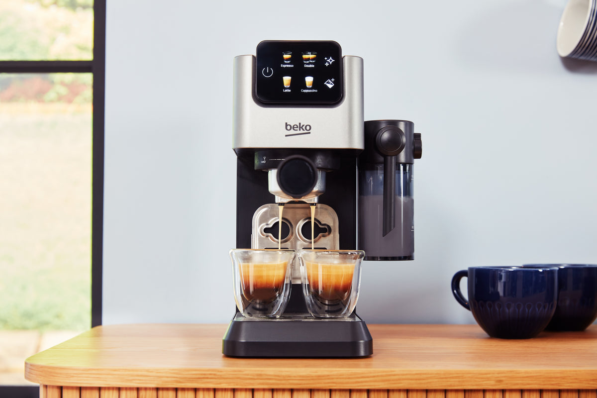 Machine expresso manuelle - BEKO - CEP5304X - 1628 W - 1,1 L - Argenté