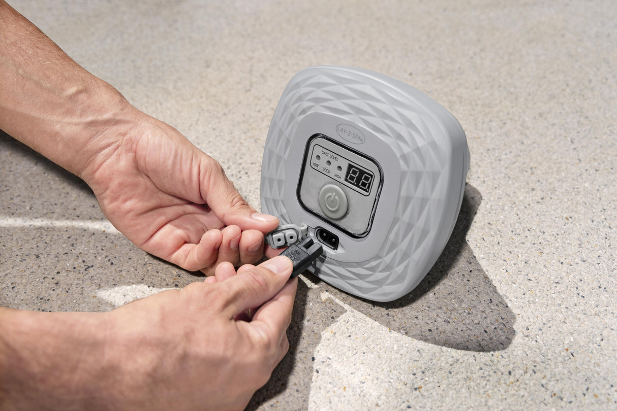 Lay-Z-Spa Electrolyseur d'eau salée 0,5g/h pour spa et piscines jusqu'a 1 400 L