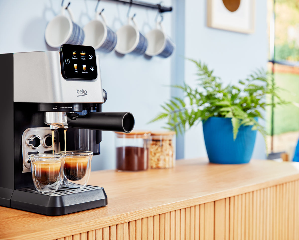 Machine expresso manuelle - BEKO - CEP5304X - 1628 W - 1,1 L - Argenté