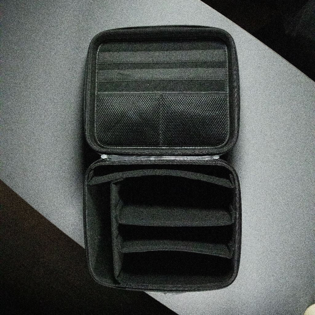 Sacoche de protection et transport - KONIX - Big Carry Case Nintendo Switch 2 - Rangement accessoires - 14 compartiments jeux - Noir