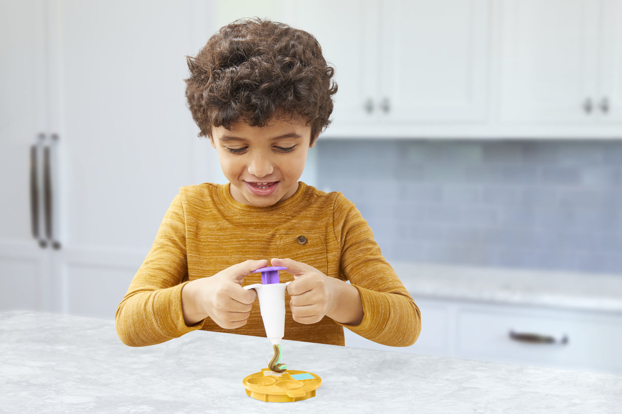 Play-Doh Robot pâtissier, jouet de pâte a modeler avec accessoires de cuisine factices, Kitchen Creations, Des 3 ans