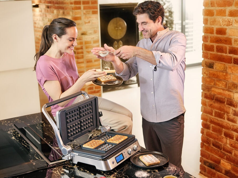 Grill multifonctions - BRAUN - Multi Pro 9 - 2000 W - 3 positions de chauffe - Noir / Acier
