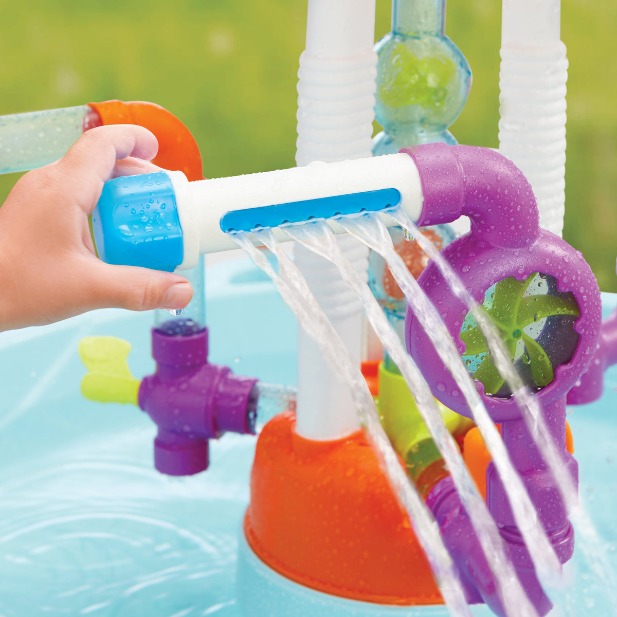 Table a eau fontaine Little Tikes