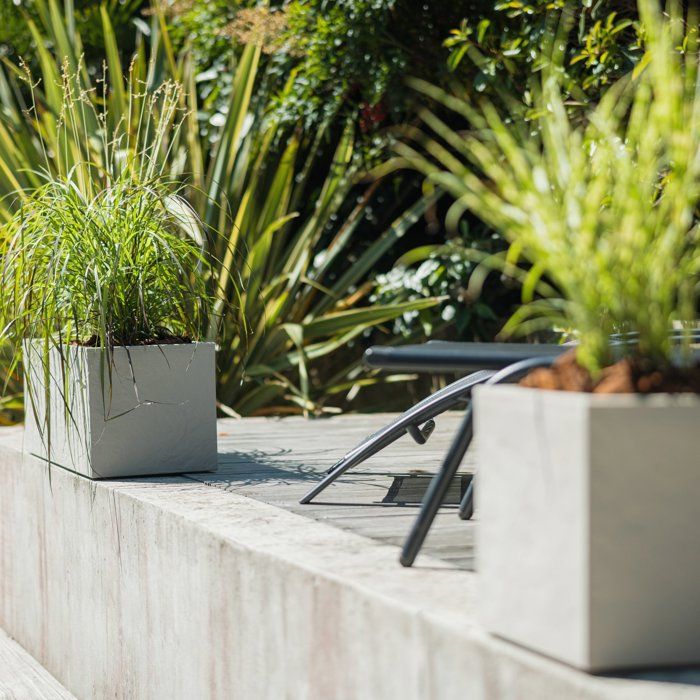 Jardiniere Volcania'Up - EDA - 57 L - Intérieur / Extérieur - Décor Pierre - 79,5 x 29,5 x H. 29,5 cm - Beige Calcaire