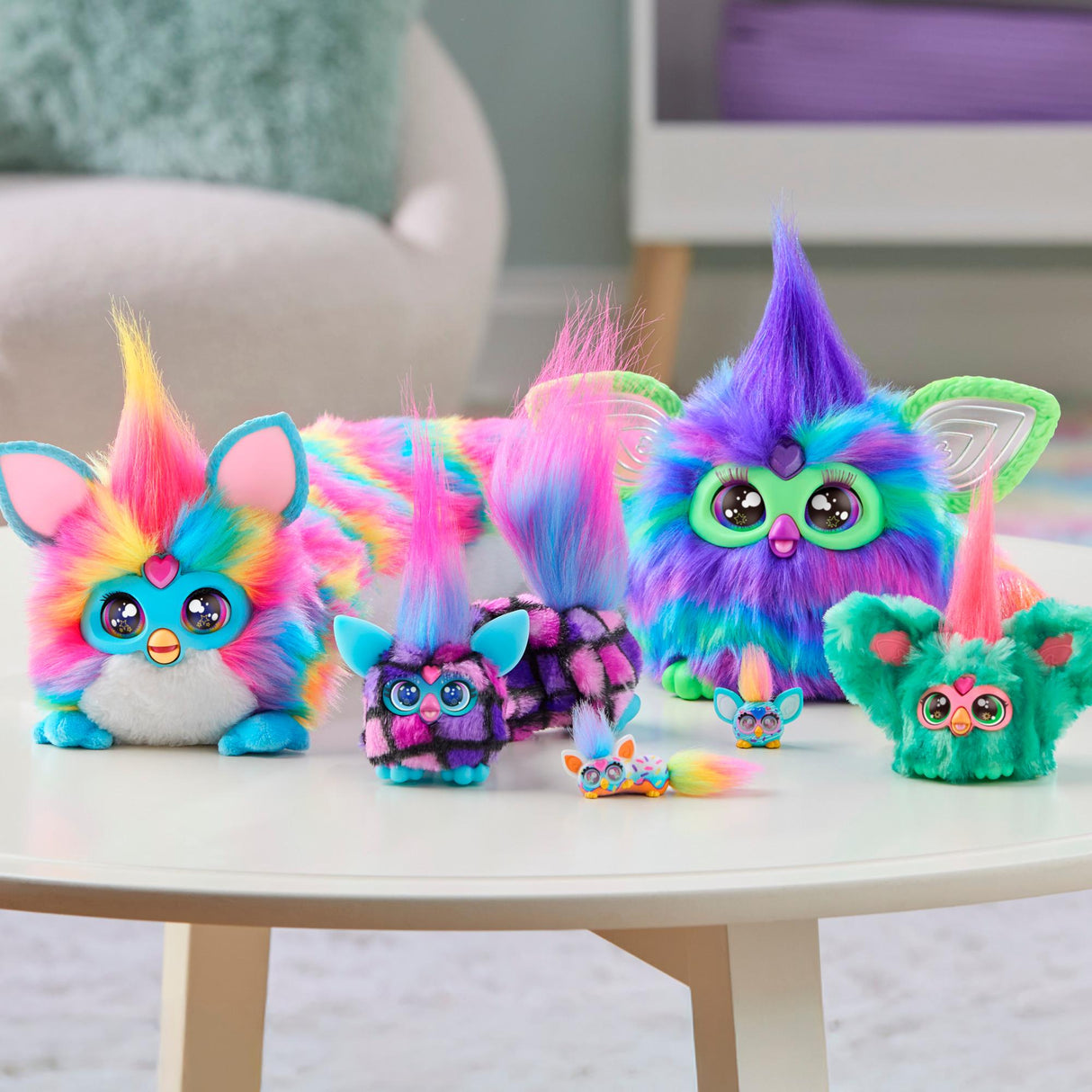 Furby DJ Furblets Dis-Co-Dazz, Mini peluche électronique, jouet pour enfant, 45 sons et musiques, des 6 ans