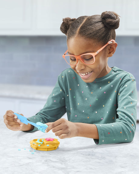 Play-Doh Robot pâtissier, jouet de pâte a modeler avec accessoires de cuisine factices, Kitchen Creations, Des 3 ans