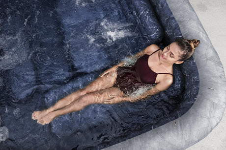Spa gonflable BESTWAY - Lay-Z-Spa San Fransisco - Hydrojets - 230 x 230 x 71 cm - 5 a 7 places - Carré (couverture, 5 appuie-tete)