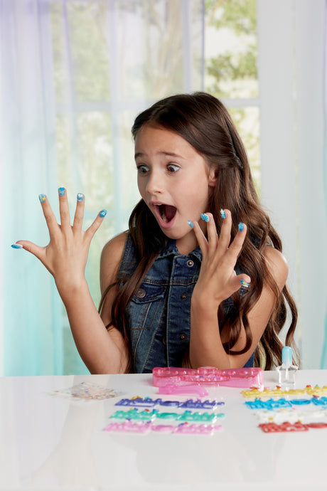 Aquabeads - Nail Studio Princesses Disney - Ongles qui collent avec de l'eau