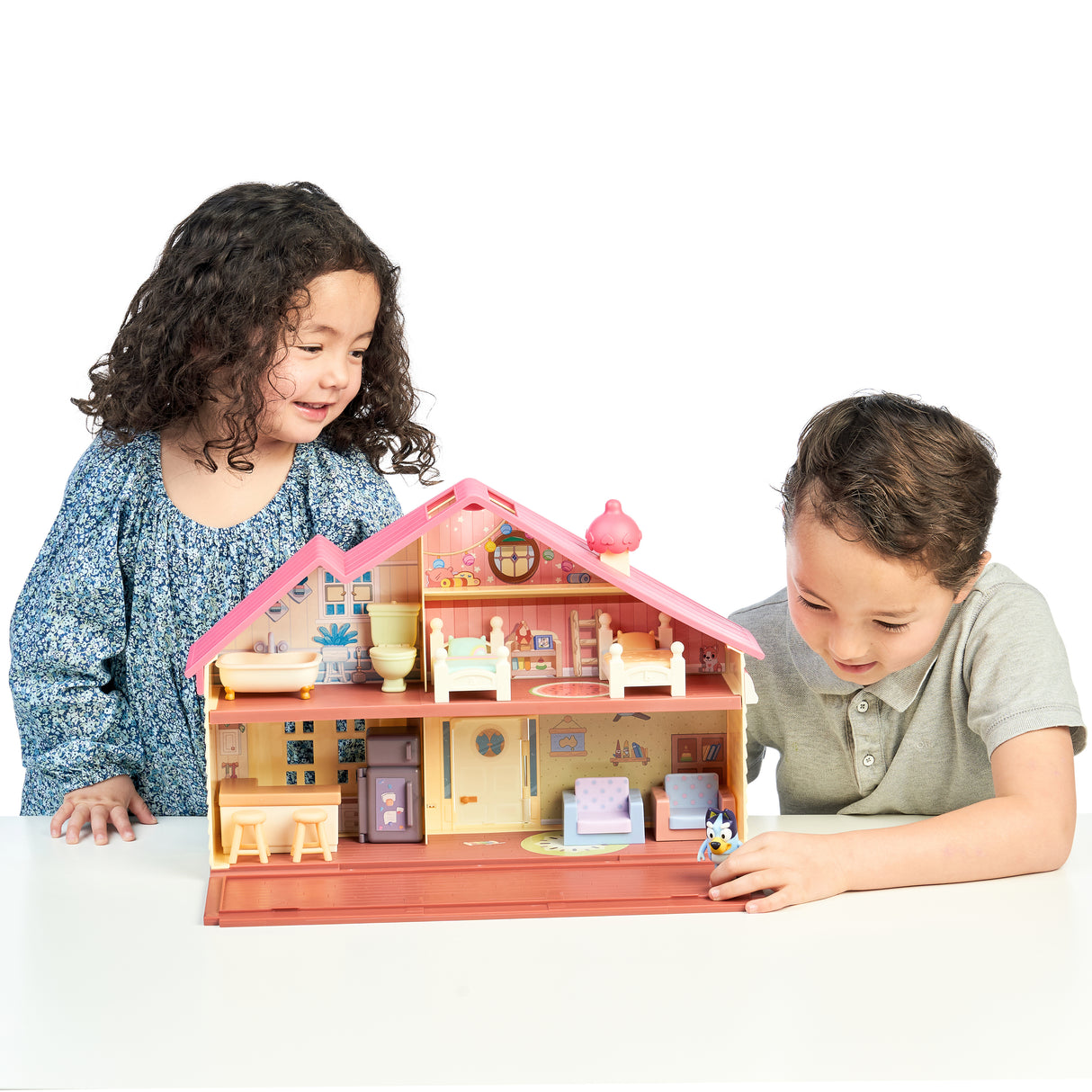 Bluey, La maison de Bluey, Figurin et maison, Univers miniature, Moose Toys