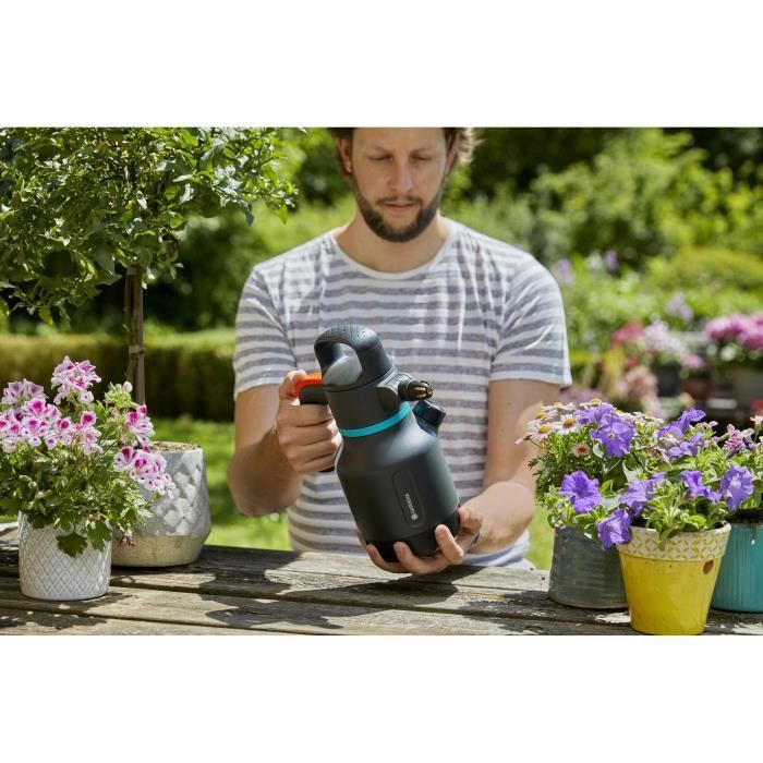 PulvÈrisateur a pression GARDENA - CapacitÈ 1.25L - Utilisation 360∞ - Indicateur de niveau intÈgrÈ