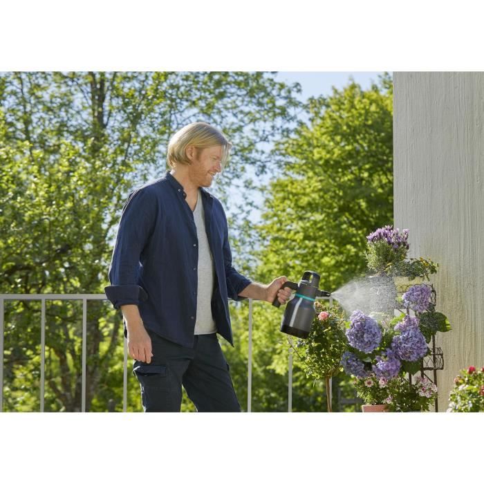 Pulvérisateur a pression GARDENA - Capacité 1.25L - Utilisation 360° - Indicateur de niveau intégré