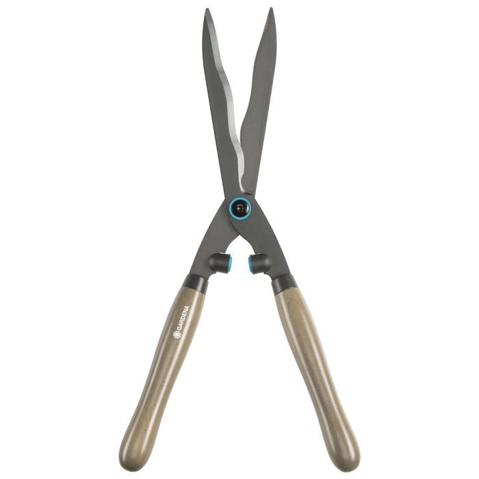 Gardena wooden handle hedge shears