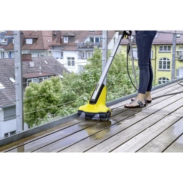 Nettoyeur de terrasses en bois KARCHER PCL 4 Patio Cleaner - Nettoyage en profondeur, sans effort, dans le sens de la fibre du bois