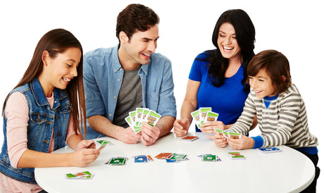Mattel Games - Skip Bo - Jeu de Cartes Famille - 7 ans et + 52370