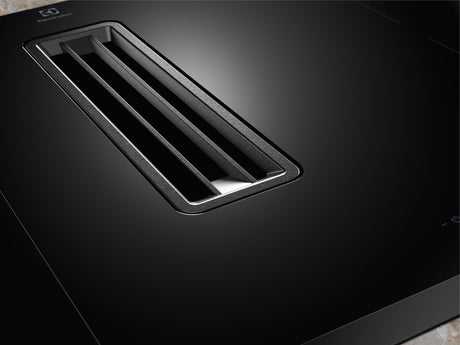Plaque de cuisson aspirante a induction - ELECTROLUX - 4 foyers - 78 x 52 cm - KCC83443