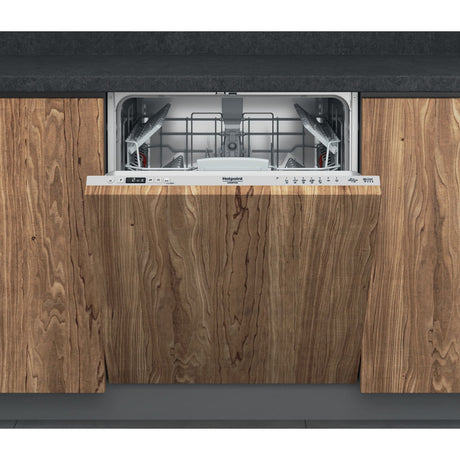 Lave-vaisselle tout encastrable HOTPOINT HI5030W - 14 couverts - Induction - 43dB