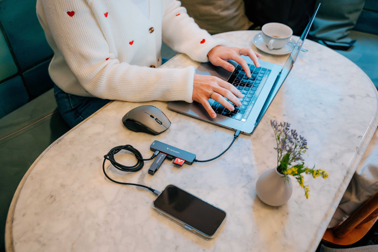 Hub USB-C 3.2 Verbatim Essentials - 6 ports (Gris)