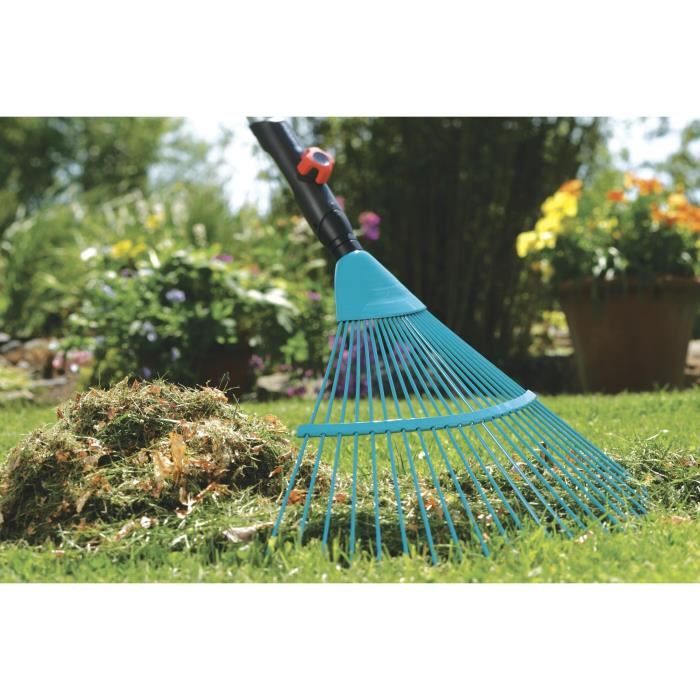 GARDENA Râteau a gazon 50cm Combisystem - Fil de fer solide - 22 dents  Ratissage petite surface herbe  Garantie 25 ans