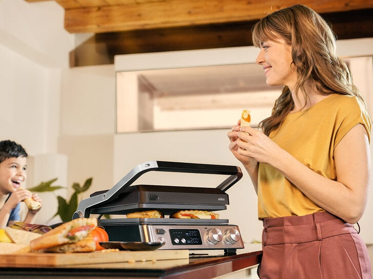 Grill multifonctions - BRAUN - Multi Grill 7 - 2000 W - 3 positions de chauffe - Noir / Acier