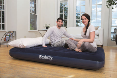 BESTWAY Matelas gonflable floqué Horizon Double + Pompe électrique Sidewinder + Sac – 2 places – Bleu