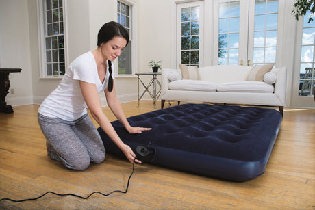BESTWAY Matelas gonflable floqué Horizon Double + Pompe électrique Sidewinder + Sac – 2 places – Bleu