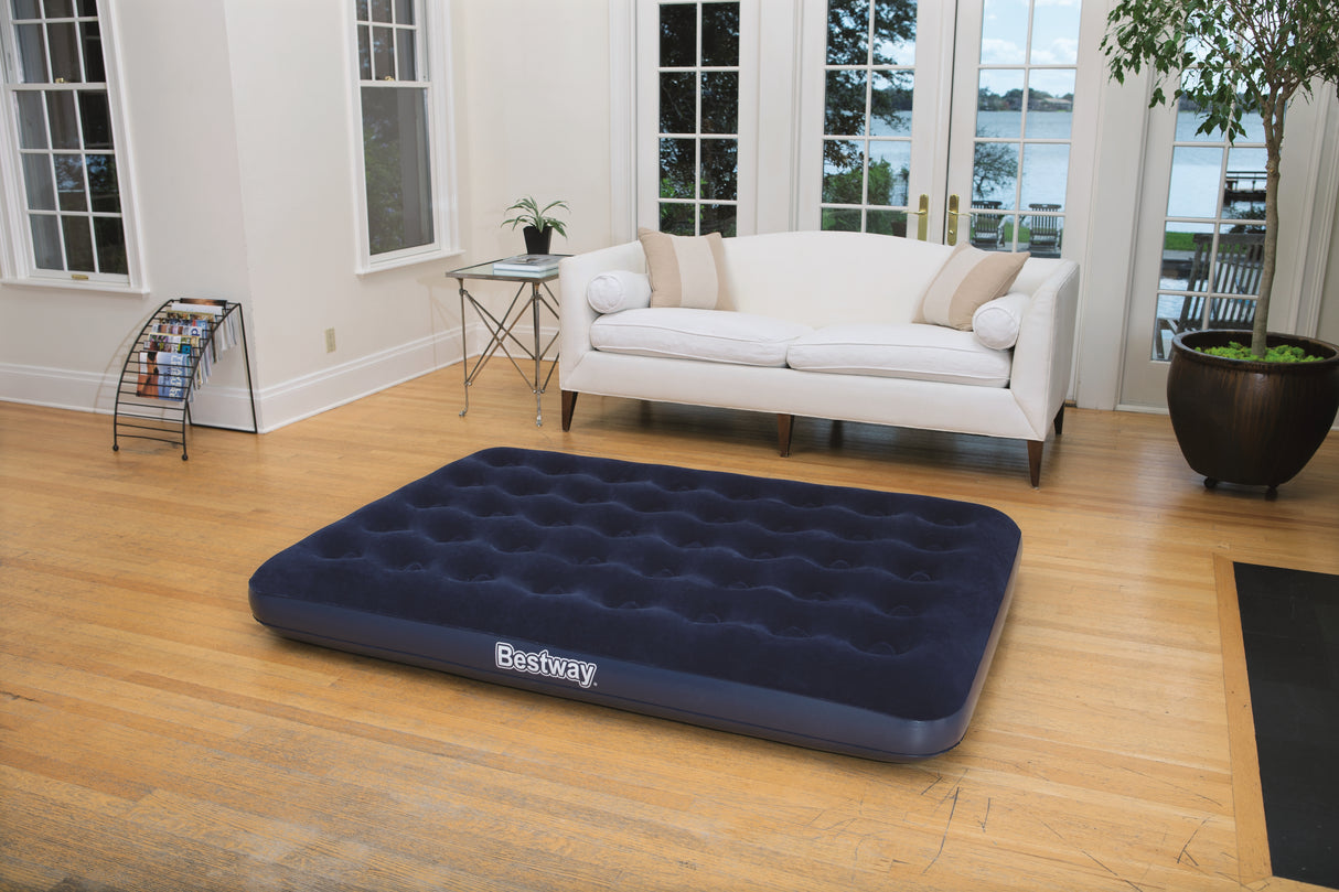 BESTWAY Matelas gonflable floqué Horizon Double + Pompe électrique Sidewinder + Sac – 2 places – Bleu