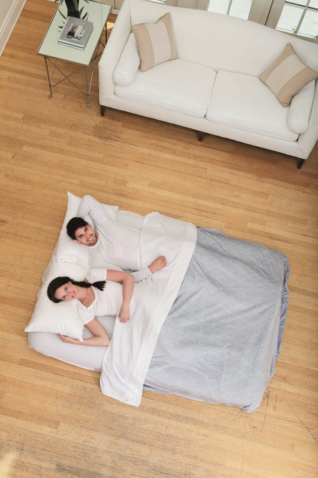 BESTWAY Matelas gonflable floqué Horizon Double + Pompe électrique Sidewinder + Sac – 2 places – Bleu