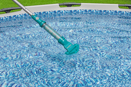 Aspirateur électrique rechargeable Aquasurge™- BESTWAY - Sans fil - Pour piscines jusqu'a 6,10m de diametre
