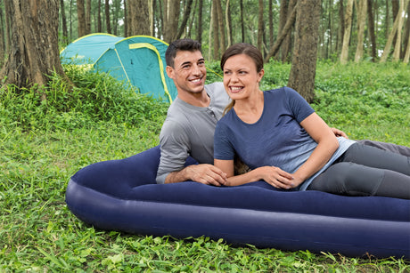 Matelas gonflable camping - BESTWAY - 67225 - 2 places - 1,91m x 1,37m x 22cm - Avec pompe a pied intégrée