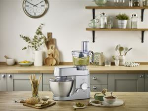 Robot pâtissier Chef - KENWOOD - KVC3100S - Bol Inox 4,6 L - Pétrin, fouet et batteur inclus - 1000 W - Argent