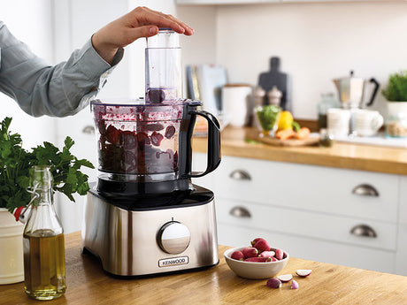 Robot multifonction Inox KENWOOD MultiPro Compact FDM301SS - Blender, presse agrumes, 3 disques, double fouet, pétrin, spatule