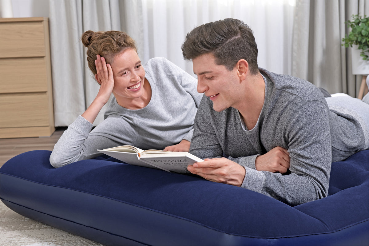 Matelas gonflable camping - BESTWAY - 67225 - 2 places - 1,91m x 1,37m x 22cm - Avec pompe a pied intégrée