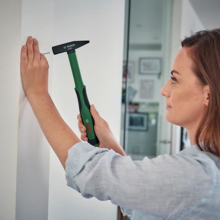 Bosch Set d'outils a main « Universal » 17 pieces (kit d'outils de réparation polyvalent pour travaux a domicile)
