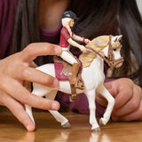 Figurine Cavaliere Sofia et Blossom, coffret schleich avec 10 éléments inclus dont 1 cheval schleich andalou et sa cavaliere,