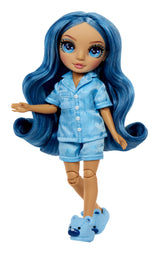 Junior High Pyjama Party - Poupée mannequin articulée 22 cm - Skyler (Bleue) - Nombreux accessoires - a partir de 4 ans