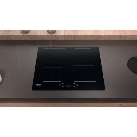 Table de cuisson induction - HOTPOINT - 4 foyers - L60 cm - HQ5660SNE - 7200 W - Revetement verre noir