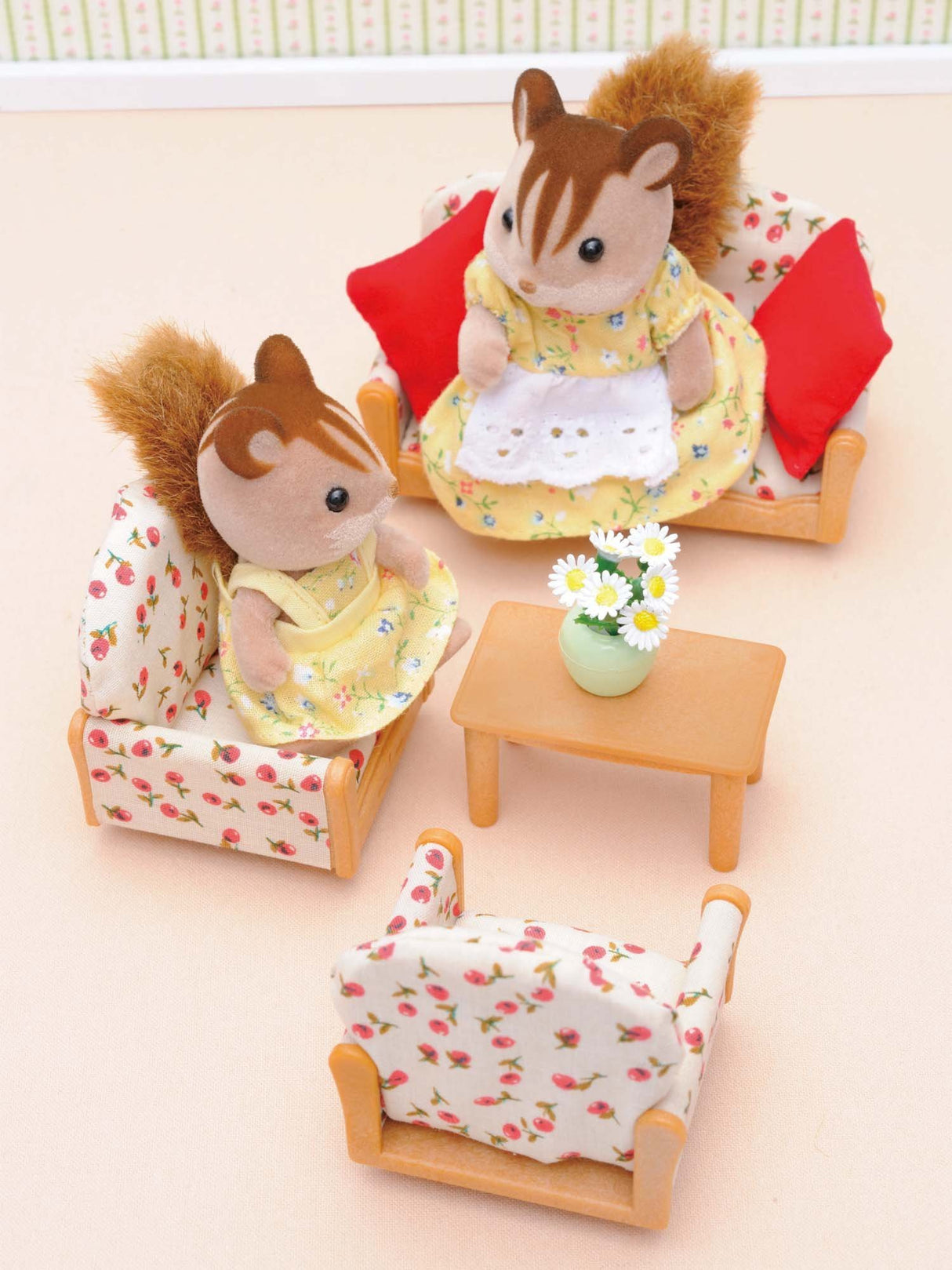 Le canapé, 2 fauteuils et table basse - Sylvanian Families - 4464