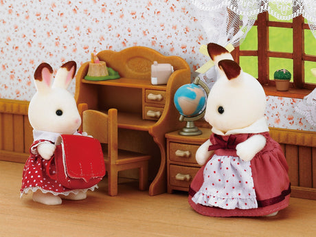 La fille Lapin Chocolat et bureau - Sylvanian Families - 5016