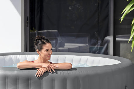 Spa gonflable BESTWAY - Lay-Z-Spa Hawaii - 236 x 71 cm - 4 a 8 places - Rond (Livré avec couverture, cartouche et diffuseur)