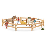 Centre équestre modulable de Lakeside pour chevaux, coffret figurines avec 115 éléments, Schleich 42567 Horse Club