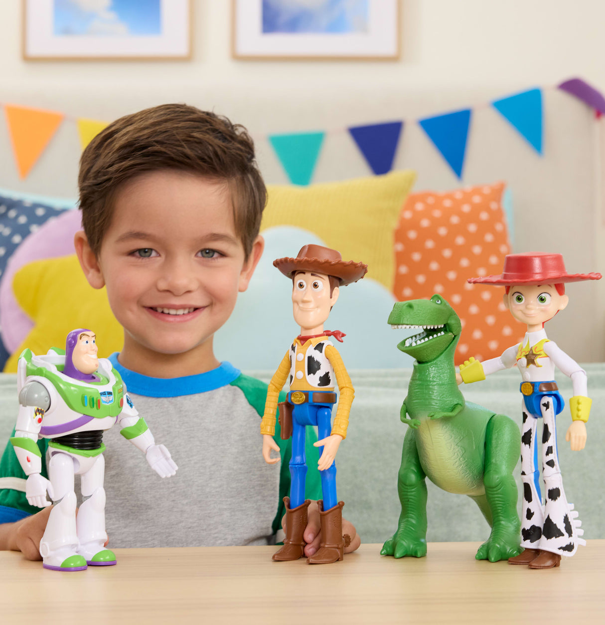 Figurine Buzz - 17cm - Disney Pixar - JKV15