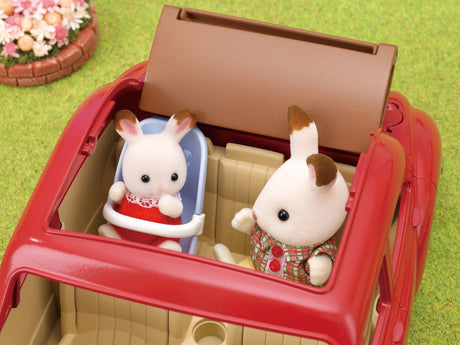 Voiture rouge cabriolet 5 places - SYLVANIAN FAMILIES - pour poupées de 3 ans et plus