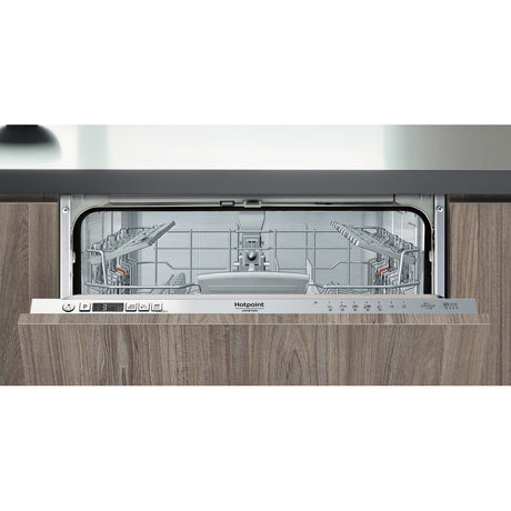 Lave-vaisselle tout encastrable HOTPOINT HI5030W - 14 couverts - Induction - 43dB