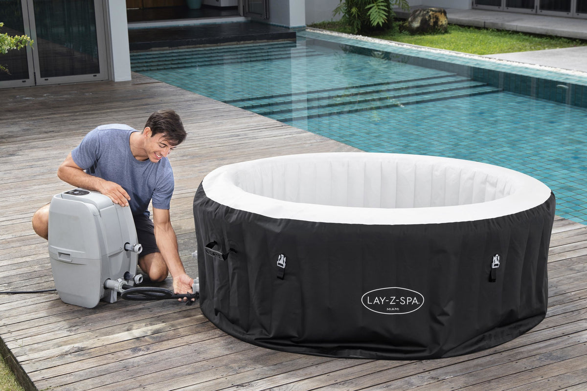 Spa gonflable BESTWAY - Lay-Z-Spa Miami - 120 airjets - 180 x 66 cm - 2 a 4 places - Rond (couverture, cartouche, diffuseur)