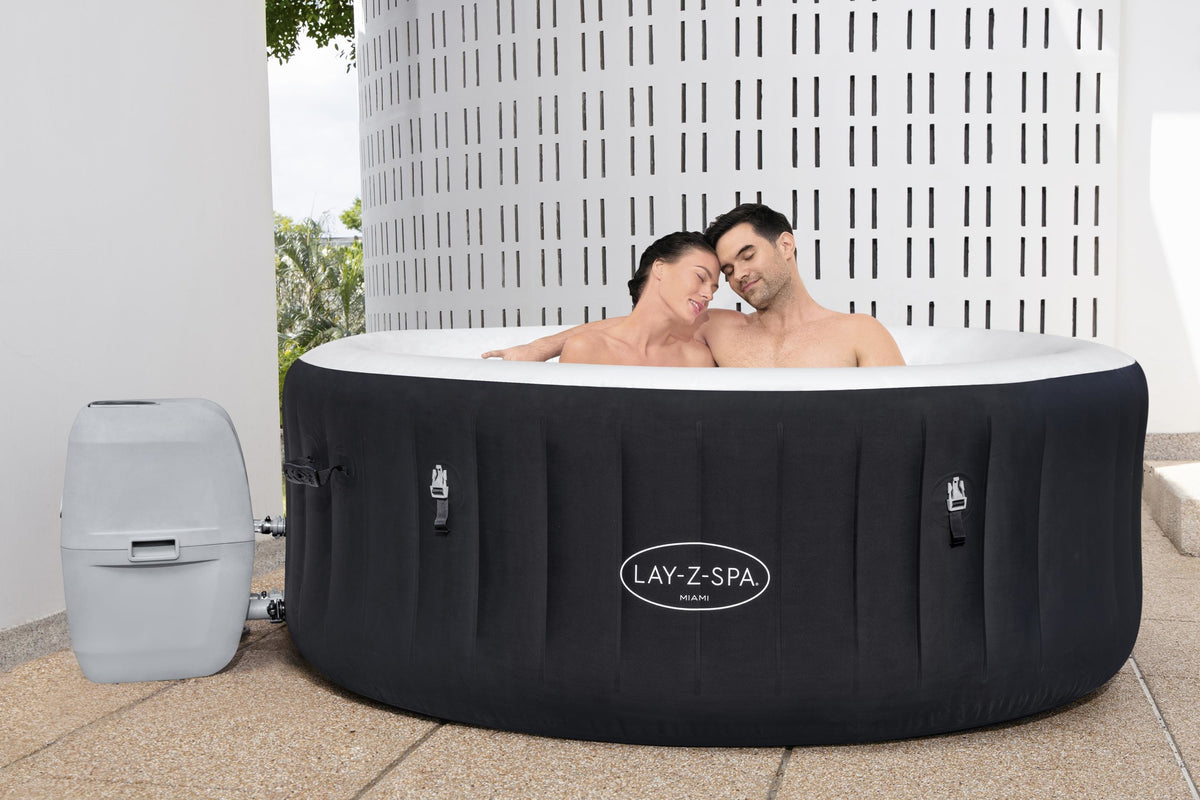 Spa gonflable BESTWAY - Lay-Z-Spa Miami - 120 airjets - 180 x 66 cm - 2 a 4 places - Rond (couverture, cartouche, diffuseur)