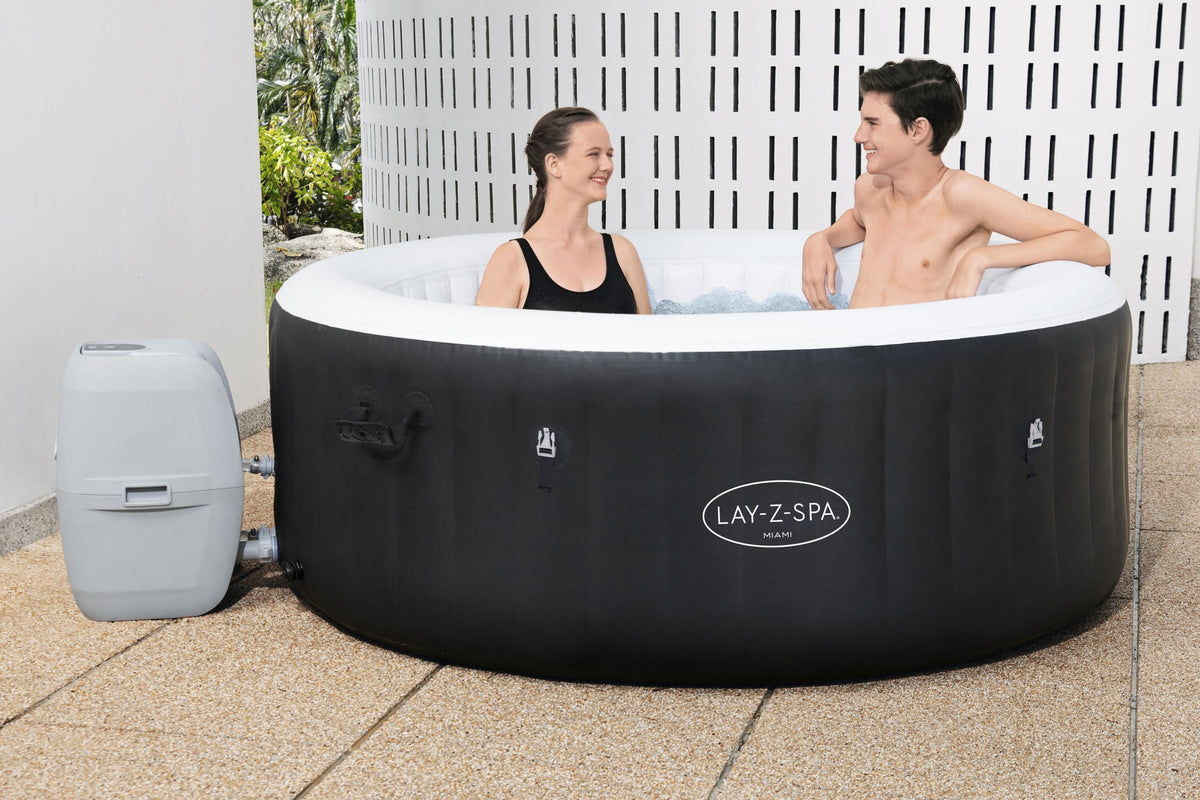 Spa gonflable BESTWAY - Lay-Z-Spa Miami - 120 airjets - 180 x 66 cm - 2 a 4 places - Rond (couverture, cartouche, diffuseur)